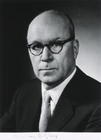 Black and white portrait of Algernon Reese.